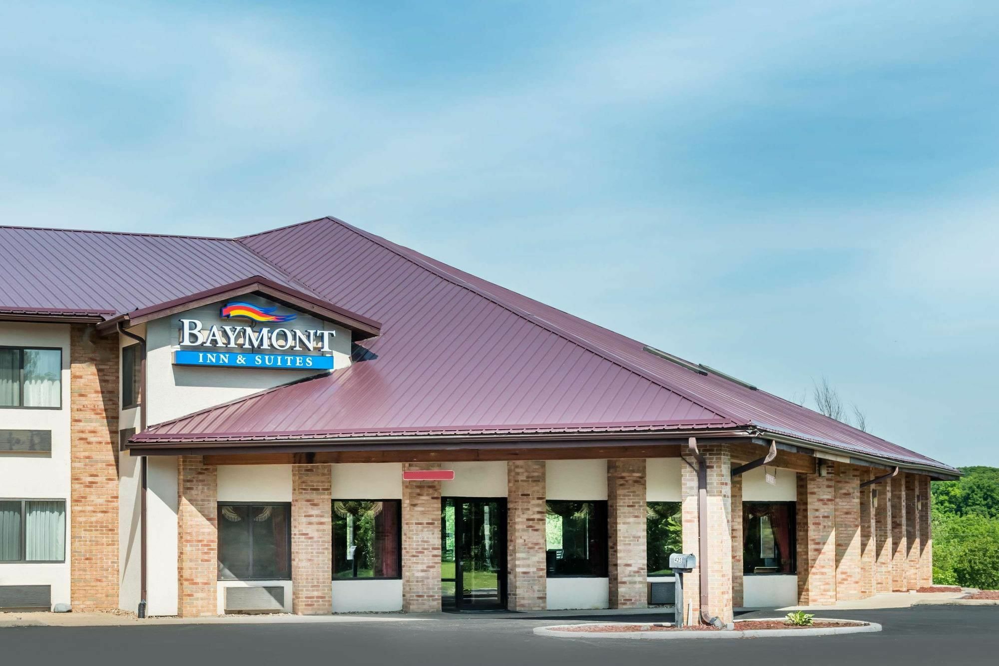 Baymont By Wyndham Warrenton Hotell Exteriör bild